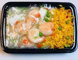 L9. shrimp w. lobster sauce