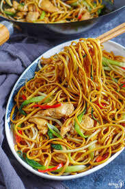 D23. House Special Lo Mein